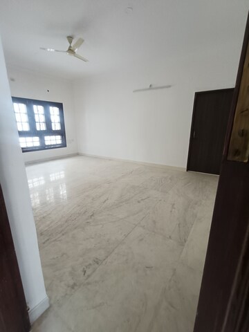 Plot Area in  Co-working Space at New Thippasandra – for Rent