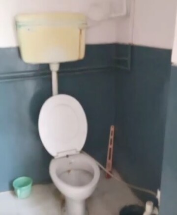 Bathroom in 1 RK Villa at Aliganj – for Rent