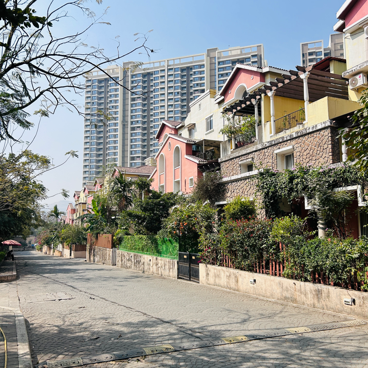 4 BHK + Servant Room 3771 Sq.Ft. Villa in Atul WesternHills Villa