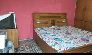 1 BHK Villa For Rent in Aliganj