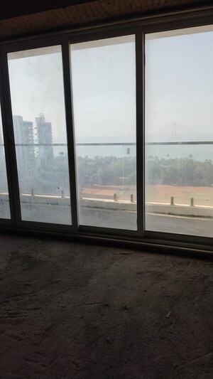 Room in 3 BHK Apartment at Pittie Paradise, Dadar West – for Sale