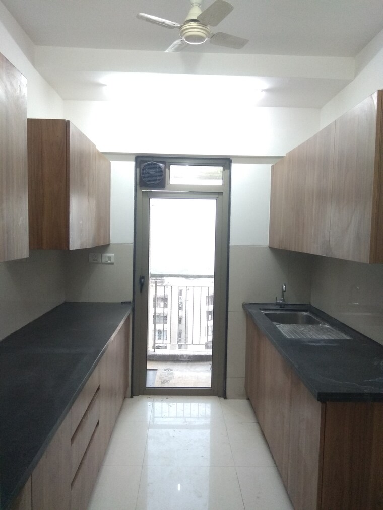 Kitchen, lodha-splendora 3 Bedroom 1124 Sq.Ft. Apartment In Ghodbunder Road Thane 9719426