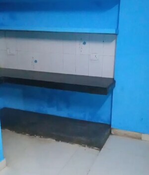 Furnished Amenities in 1 BHK Independent House at Aliganj – for Rent