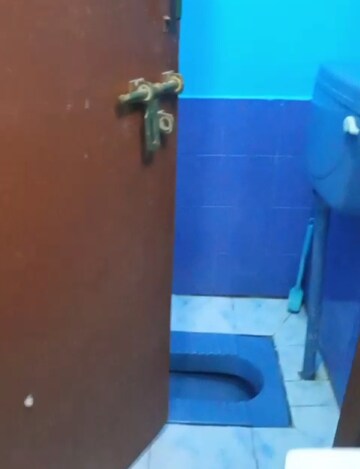 Furnished Amenities in 1 BHK Independent House at Aliganj – for Rent