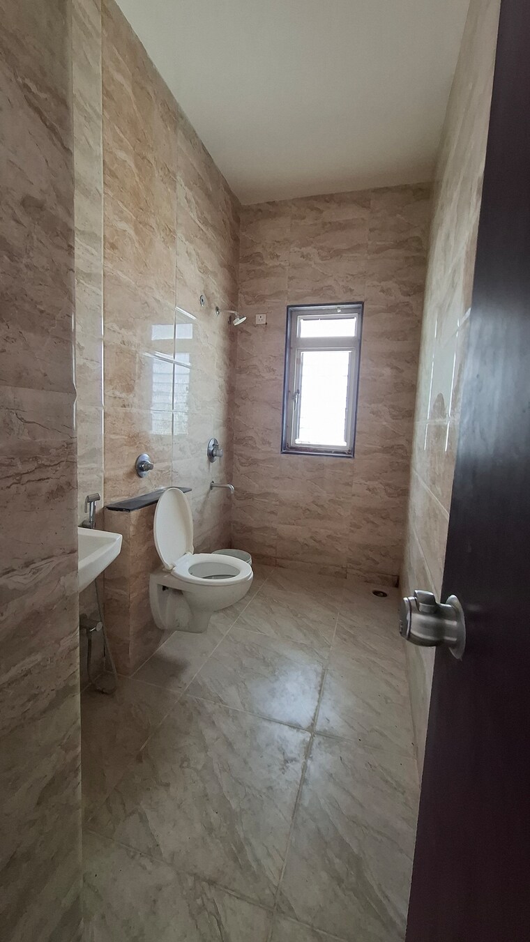 Bathroom, punawale 3 Bedroom 1485 Sq.Ft. Apartment In Punawale Pune 9719432