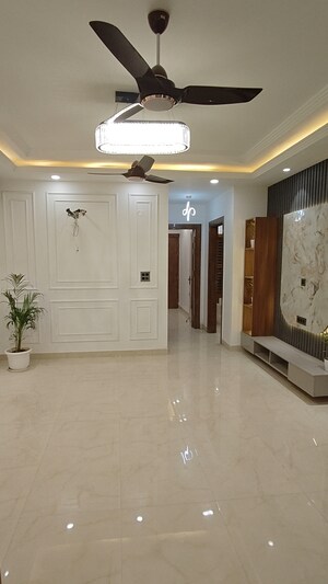 3 BHK Builder Floor For Sale in RPS Palm Drive, Sector 88