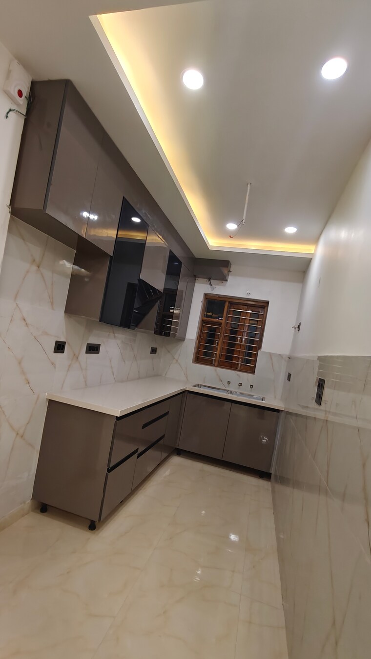 Kitchen, rps-palm-drive 3 Bedroom 125 Sq.Yd. Builder Floor In Sector 88 Faridabad 9719431