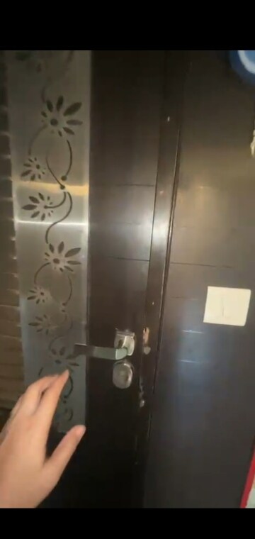 Furnished Amenities in 1.5 BHK Apartment at Jagatpur – for Rent