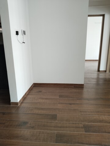 Room in 4 BHK Apartment at Unique K Town, Kiwale – for Rent