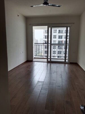 Room in 4 BHK Apartment at Unique K Town, Kiwale – for Rent