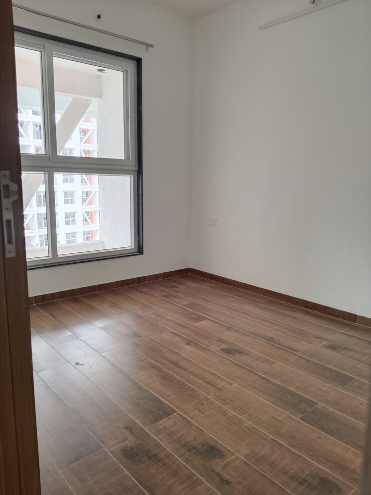 Room, unique-k-town 4 Bedroom 1707 Sq.Ft. Apartment In Kiwale Pune 9719441