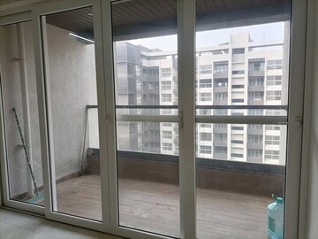 Room in 2 BHK Apartment at Majestique Marbella Phase 1, Kharadi – for Sale