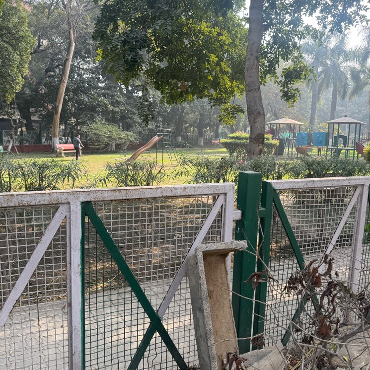 Balcony, palam-vihar-residents-association 4 Bedroom 173 Sq.Yd. Independent House In Palam Vihar Gurgaon 9719447