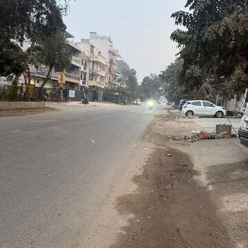 Parking in 4 BHK Independent House at Palam Vihar Residents Association, Palam Vihar – for Sale