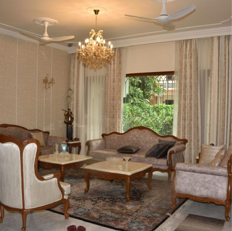Living Room, palam-vihar-residents-association 5 Bedroom 360 Sq.Yd. Independent House In Palam Vihar Gurgaon 9719478