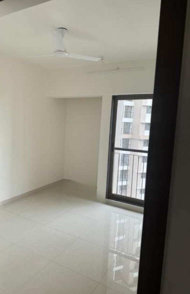 Room, runwal-eirene 2 Bedroom 730 Sq.Ft. Apartment In Balkum Pada Thane 9719452