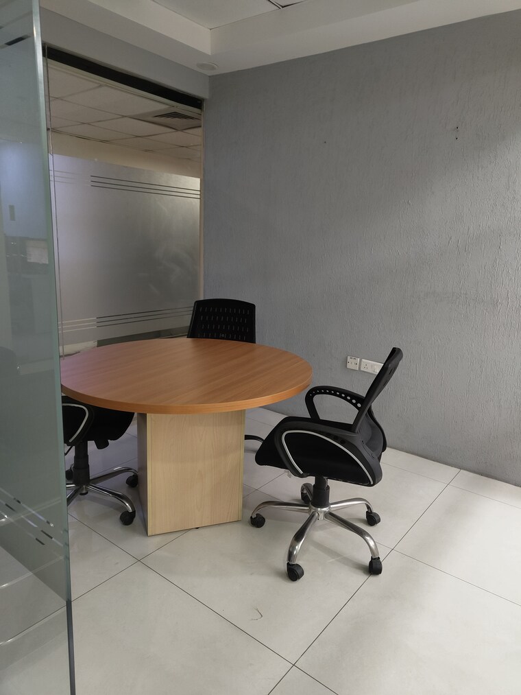 Team Area, jmd-megapolis Commercial Office Space 2200 Sq.Ft. In Sector 48 Gurgaon 9719457