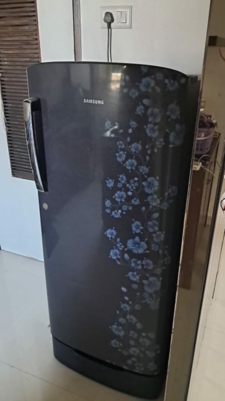 Bathroom, shilaj 3 Bedroom 1300 Sq.Ft. Apartment In Shilaj Ahmedabad 9719461