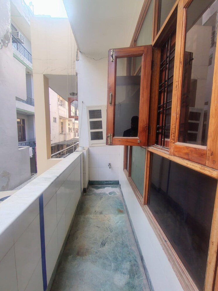 Kitchen, alphacorp-gurgaon-one-22 3 Bedroom 2000 Sq.Ft. Builder Floor In Sector 22 Gurgaon 9719467