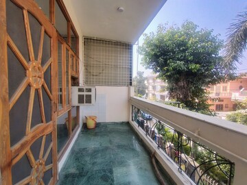 Balcony in 3 BHK Builder Floor at Alphacorp Gurgaon One 22, Sector 22 – for Rent