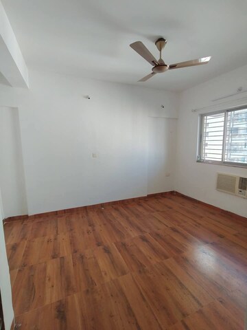 Master Bedroom in 2.5 BHK Apartment at Lodha Casa Rio, Dombivli East – for Rent