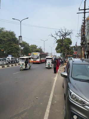  Shop – Exterior View View at Daliganj - for Rent