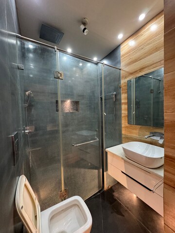 Furnished Amenities in 2 BHK Builder Floor at Shivalik Colony – for Rent