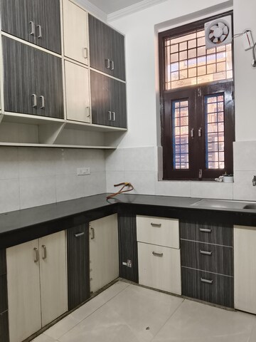 2 BHK Villa For Rent in RWA Apartments Sector 122, Sector 122