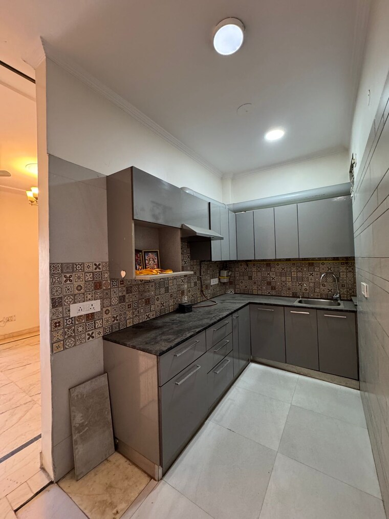 Kitchen, malviya nagar 2 Bedroom 900 Sq.Ft. Builder Floor In Malviya Nagar Delhi 9719549