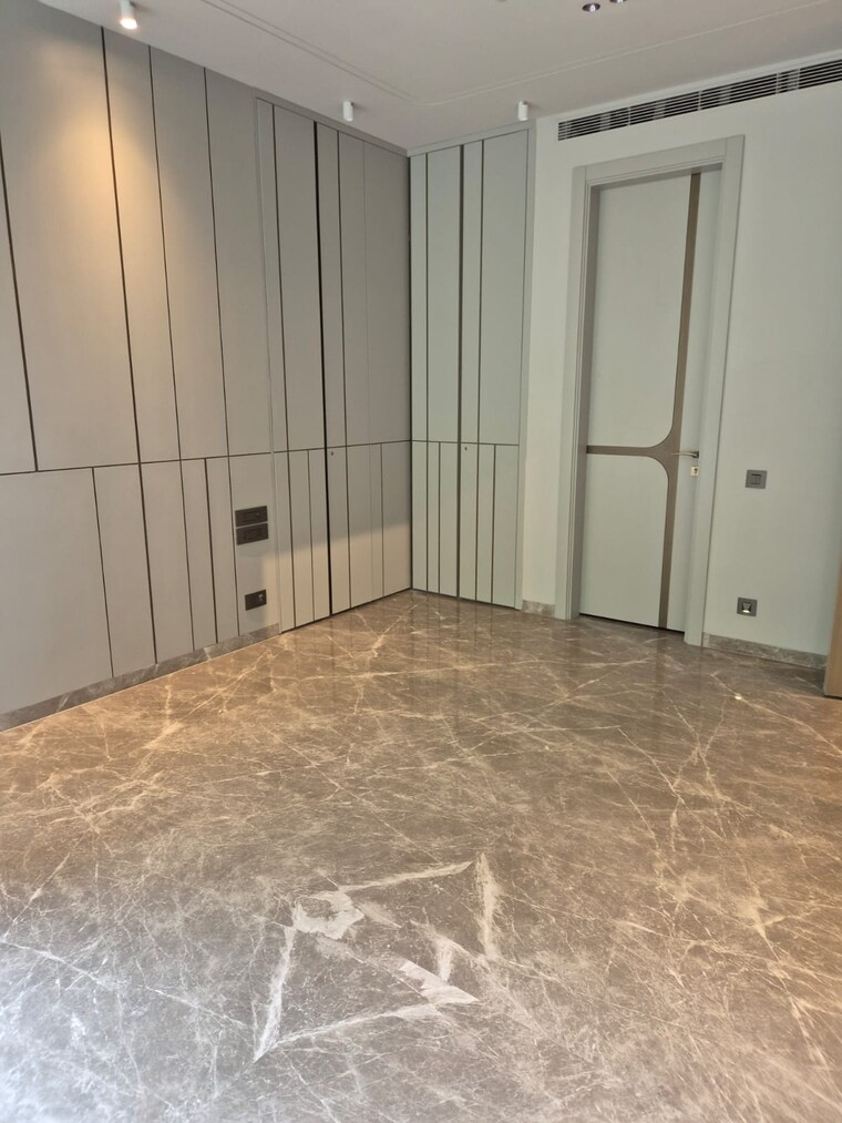 Room, safdarjung enclave 3 Bedroom 230 Sq.Yd. Builder Floor In Safdarjung Enclave Delhi 9719559