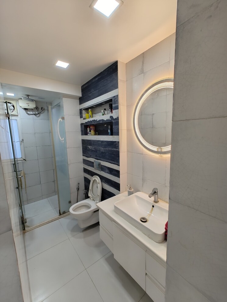 Bathroom, s-b-trevedia-vuepoint 2 Bedroom 1100 Sq.Ft. Apartment In Prabhadevi Mumbai 9719611