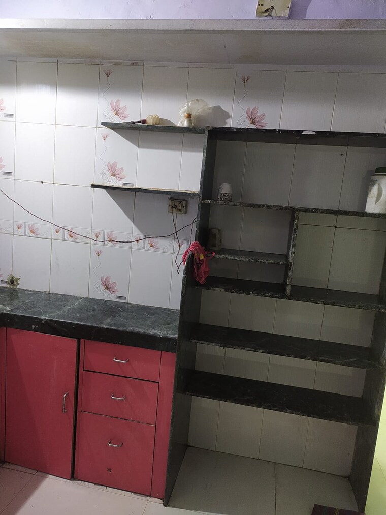 Kitchen, sadguru-chs Studio 350 Sq.Ft. Apartment In Datiwali Gaon Thane 9719652