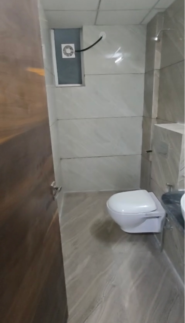 Bathroom, sector 40 3 Bedroom 180 Sq.Yd. Builder Floor In Sector 40 Panipat 9719710