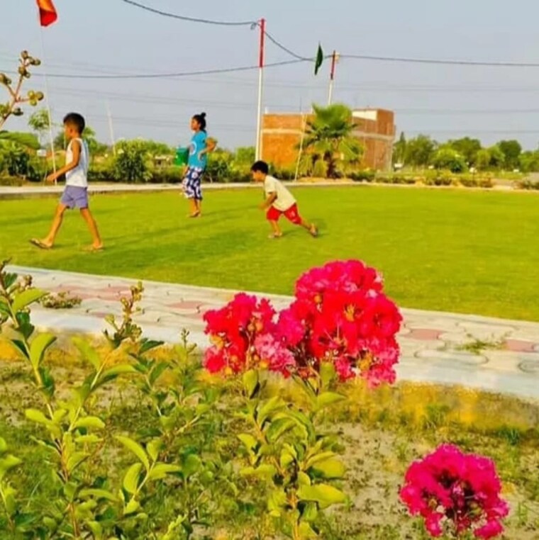 Garden, wing-lucknow-greens-plots  1311 Sq.Ft. Plot In Sultanpur Road Lucknow 9719708
