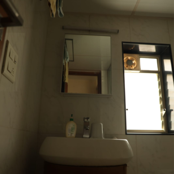 Bathroom in 2 BHK Apartment at Cumbala Hill – for Sale