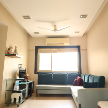 Living Room in 2 BHK Apartment at Cumbala Hill – for Sale