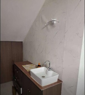 Bathroom in 4 BHK Villa at Baridih – for Rent