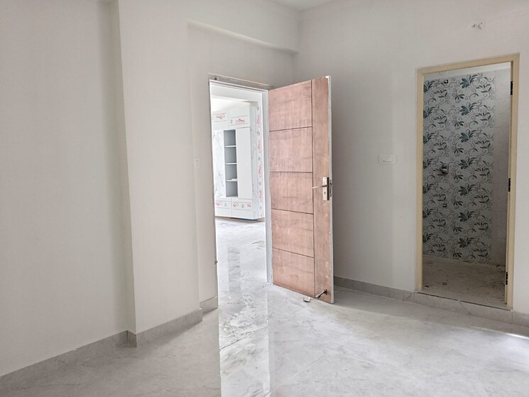 Room, kaggadasapura 3 Bedroom 1500 Sq.Ft. Apartment In Kaggadasapura Bangalore 9719840