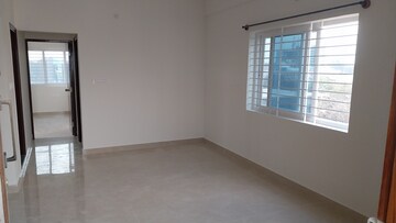 Room in 2 BHK Apartment at Gulimangala – for Rent