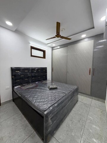Bedroom in 2 BHK Apartment at Saket – for Rent