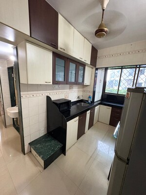 Master Bedroom in 1 BHK Apartment at Hilton Tower, Andheri East – for Rent