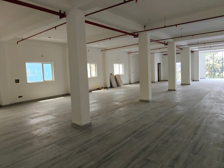 Room, sector 63 Commercial Industrial Plot 5000 Sq.Ft. In Sector 63 Noida 9719938