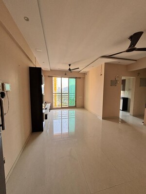 2 BHK Apartment For Rent in Vijay Galaxy, Waghbil