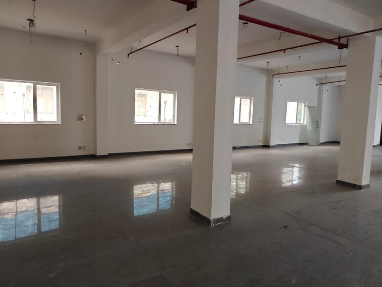 Room, sector 63 Commercial Industrial Plot 12500 Sq.Ft. In Sector 63 Noida 9719973