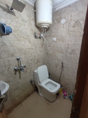 Bathroom in 1 BHK Builder Floor at Saket – for Rent