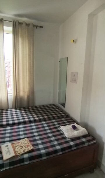 2 BHK Builder Floor For Rent in Sector 33