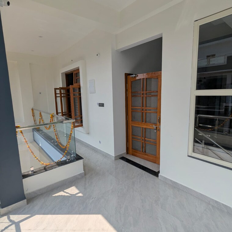 Room, gomti nagar Pg For Girls In Gomti Nagar 9720083