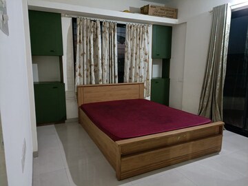 Master Bedroom in 2 BHK Apartment at Belvalkar Ashirwad, Bhandarkar Road – for Rent
