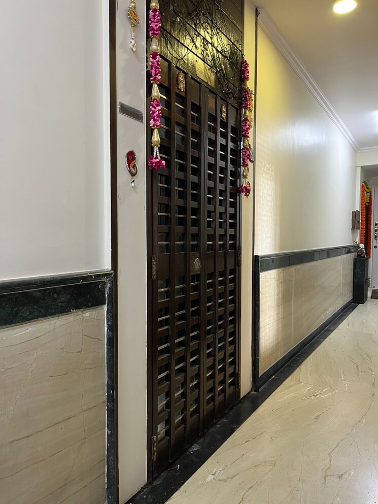 Balcony, malabar hill 2 Bedroom 795 Sq.Ft. Apartment In Malabar Hill Mumbai 9720123