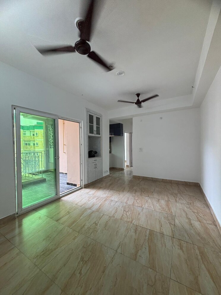 Room, godrej-tropical-isle 3 Bedroom 2500 Sq.Ft. Apartment In Sector 146 Noida 9720146